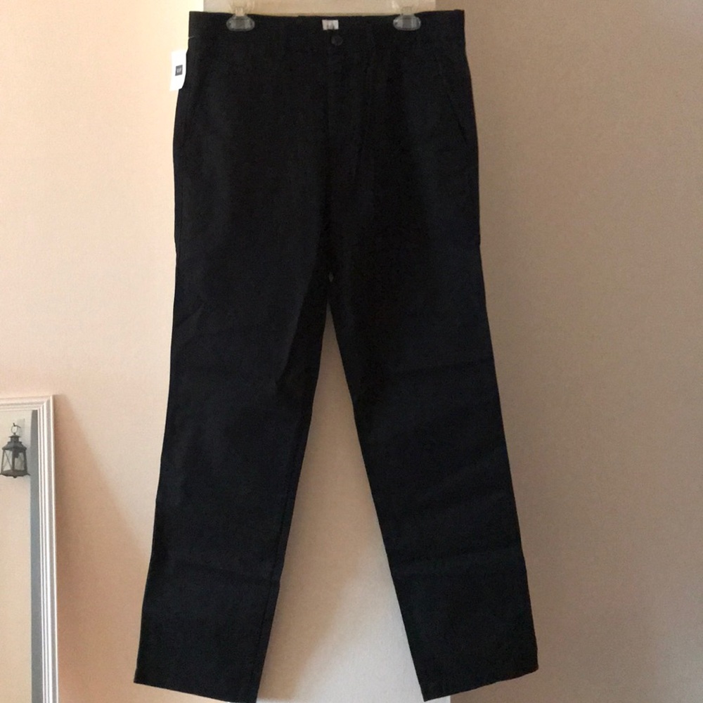 NWT Men’s Gap Straight Leg Khakis